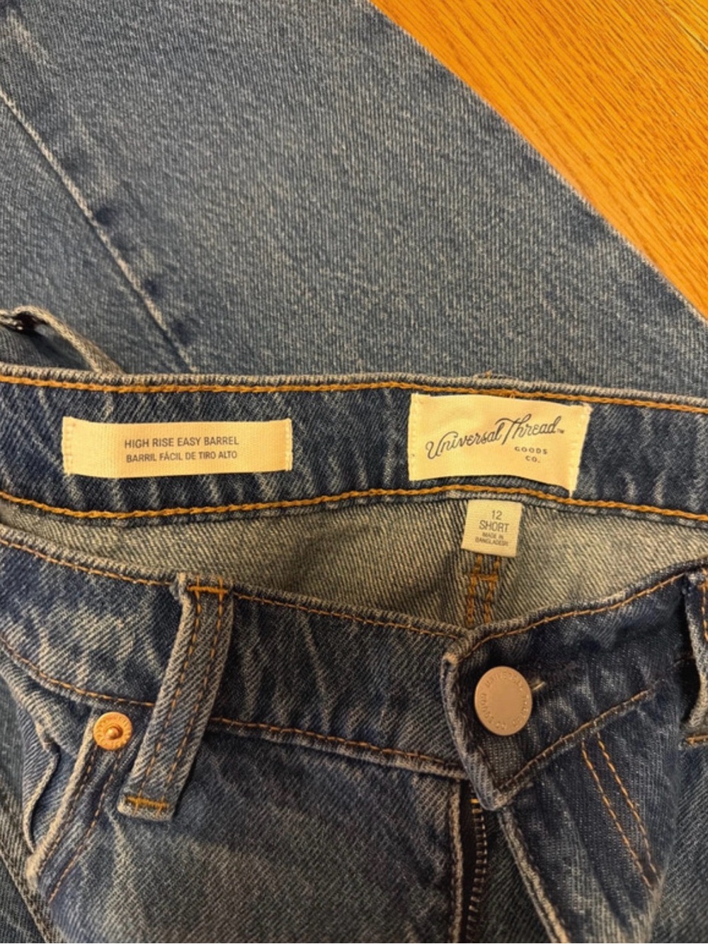Universal Thread jeans - Picture 3 of 4
